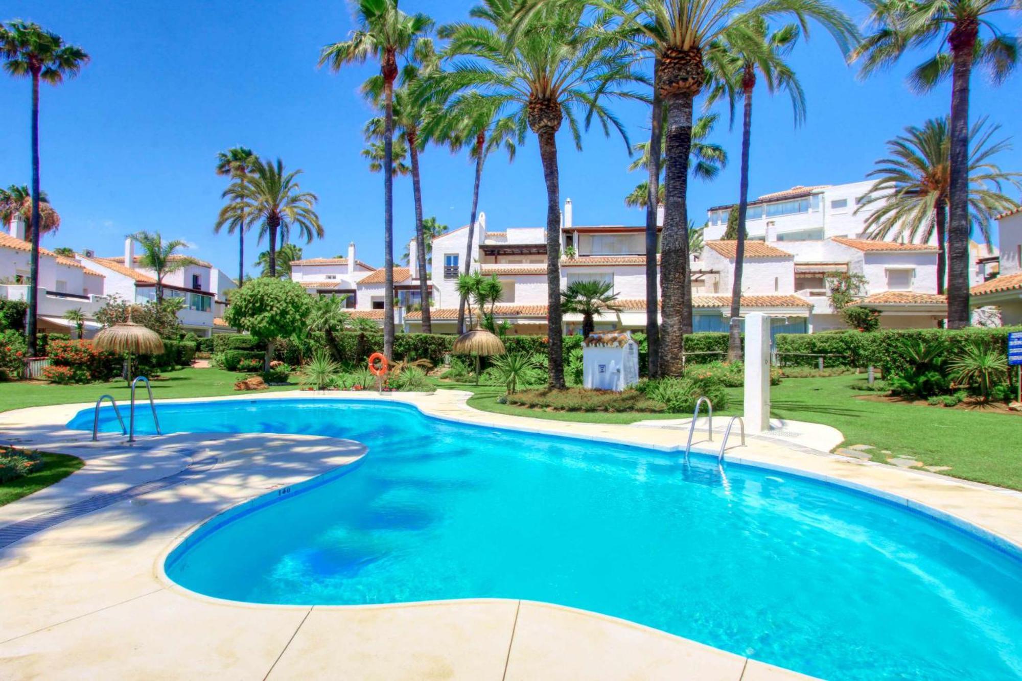 1176 Beach Front 2 Pools Bahia Marbella Bagian luar foto