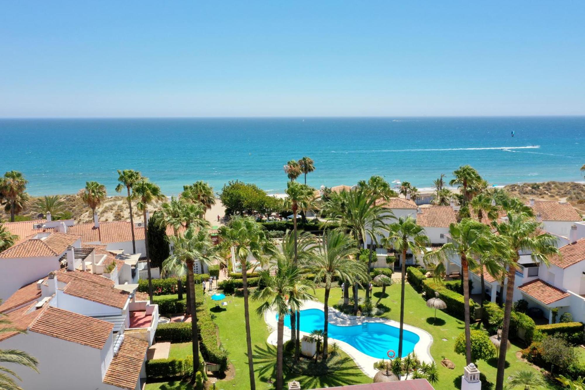 1176 Beach Front 2 Pools Bahia Marbella Bagian luar foto
